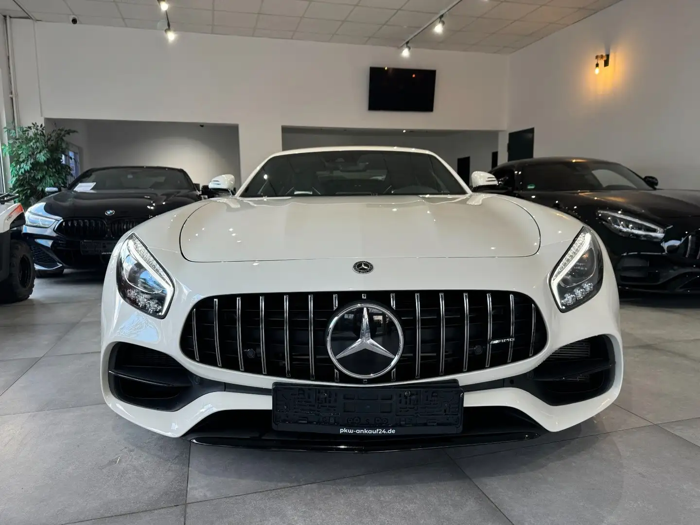 Mercedes-Benz AMG GT Roadster designoBurmester/RFK/Performance Blanc - 2