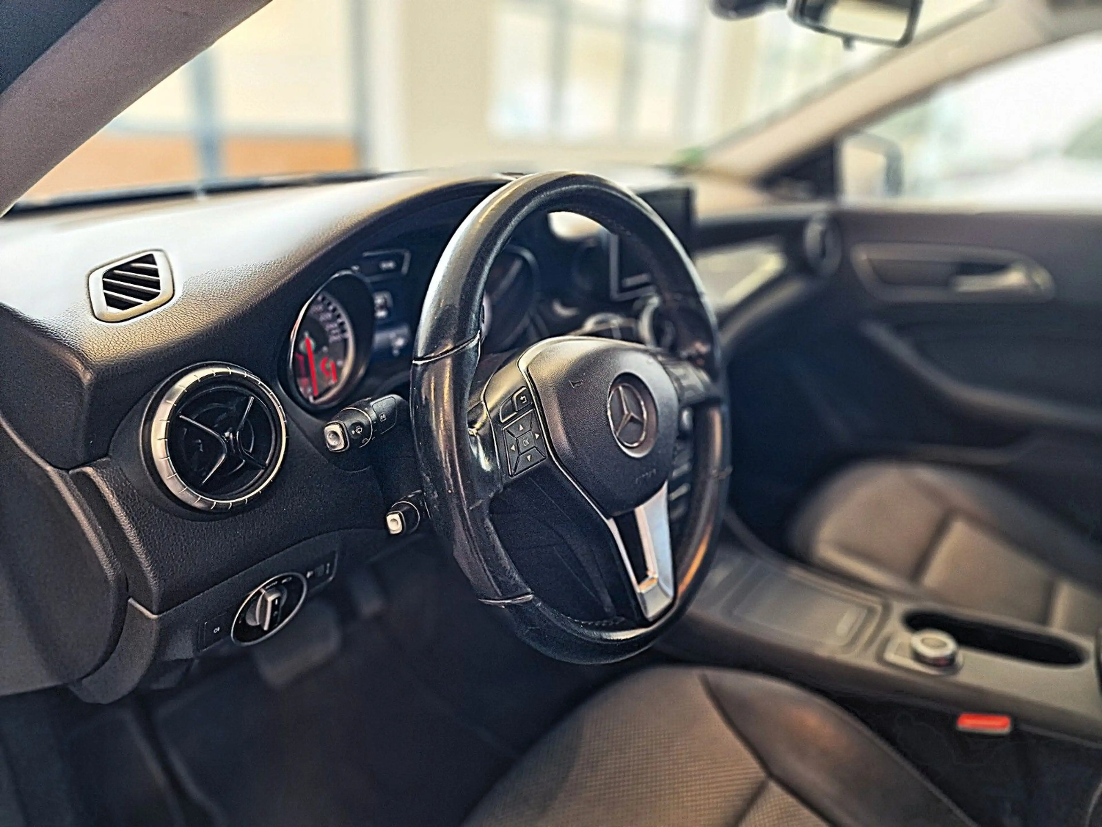 Mercedes-Benz CLA 250 Coupe Sport/ Harman&Kardon/Navi Comand/ — photo 9