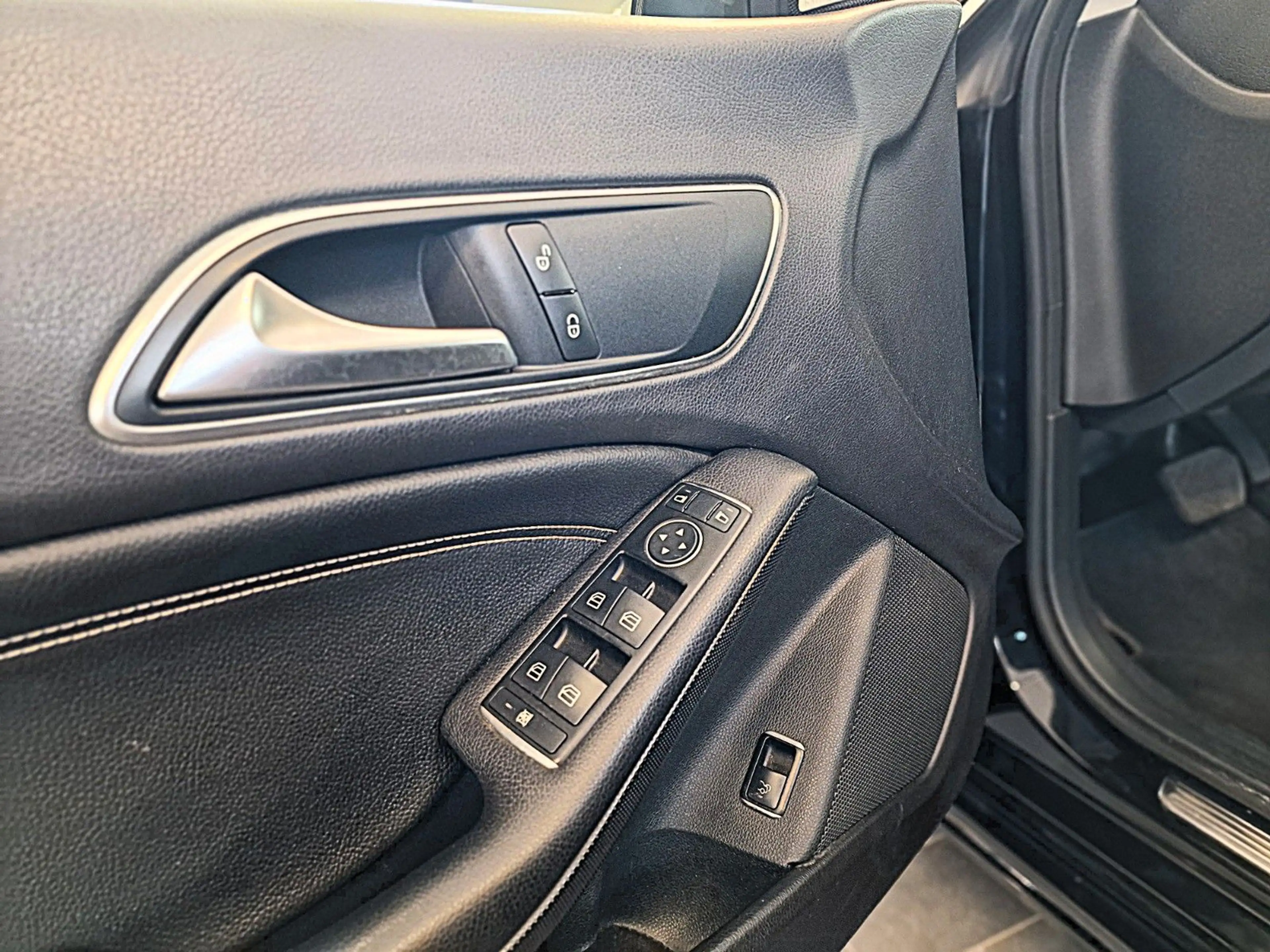 Mercedes-Benz CLA 250 Coupe Sport/ Harman&Kardon/Navi Comand/ — photo 11