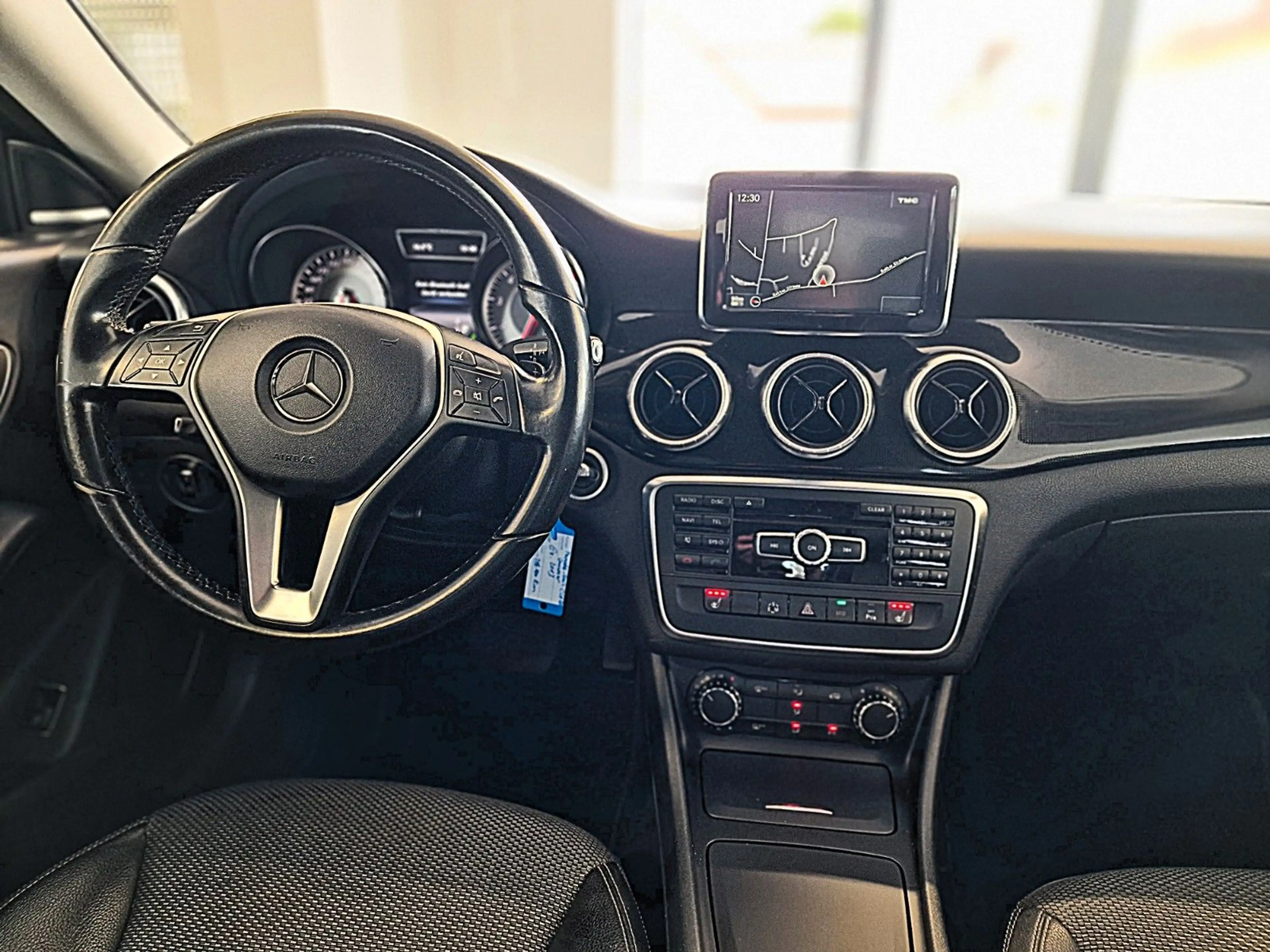 Mercedes-Benz CLA 250 Coupe Sport/ Harman&Kardon/Navi Comand/ — photo 10
