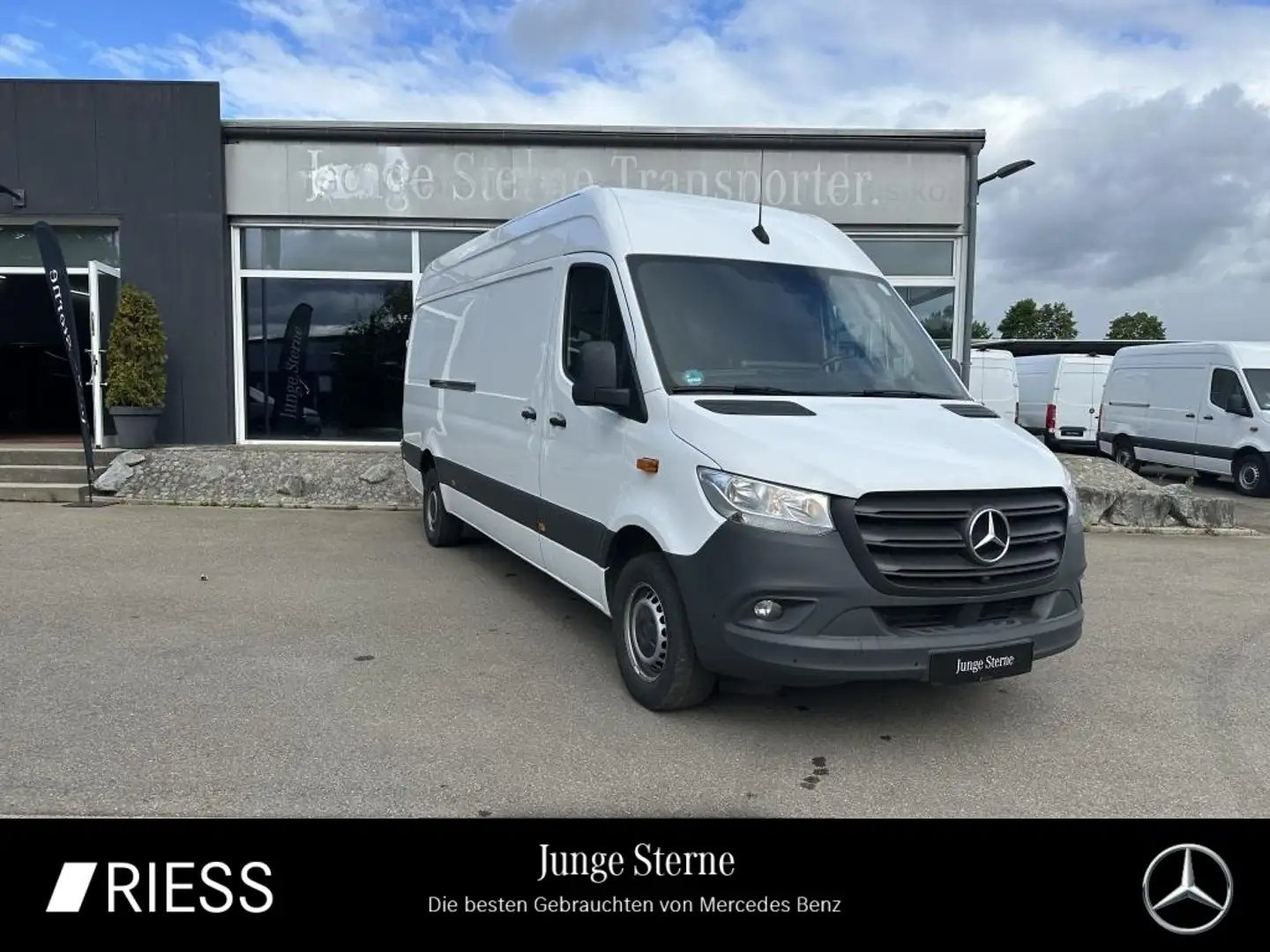 Mercedes-Benz Sprinter 317 CDI KA/MAXI/4325/MBUX/KLIMA/NAVI/360°/TEMPOMAT Weiß - 1
