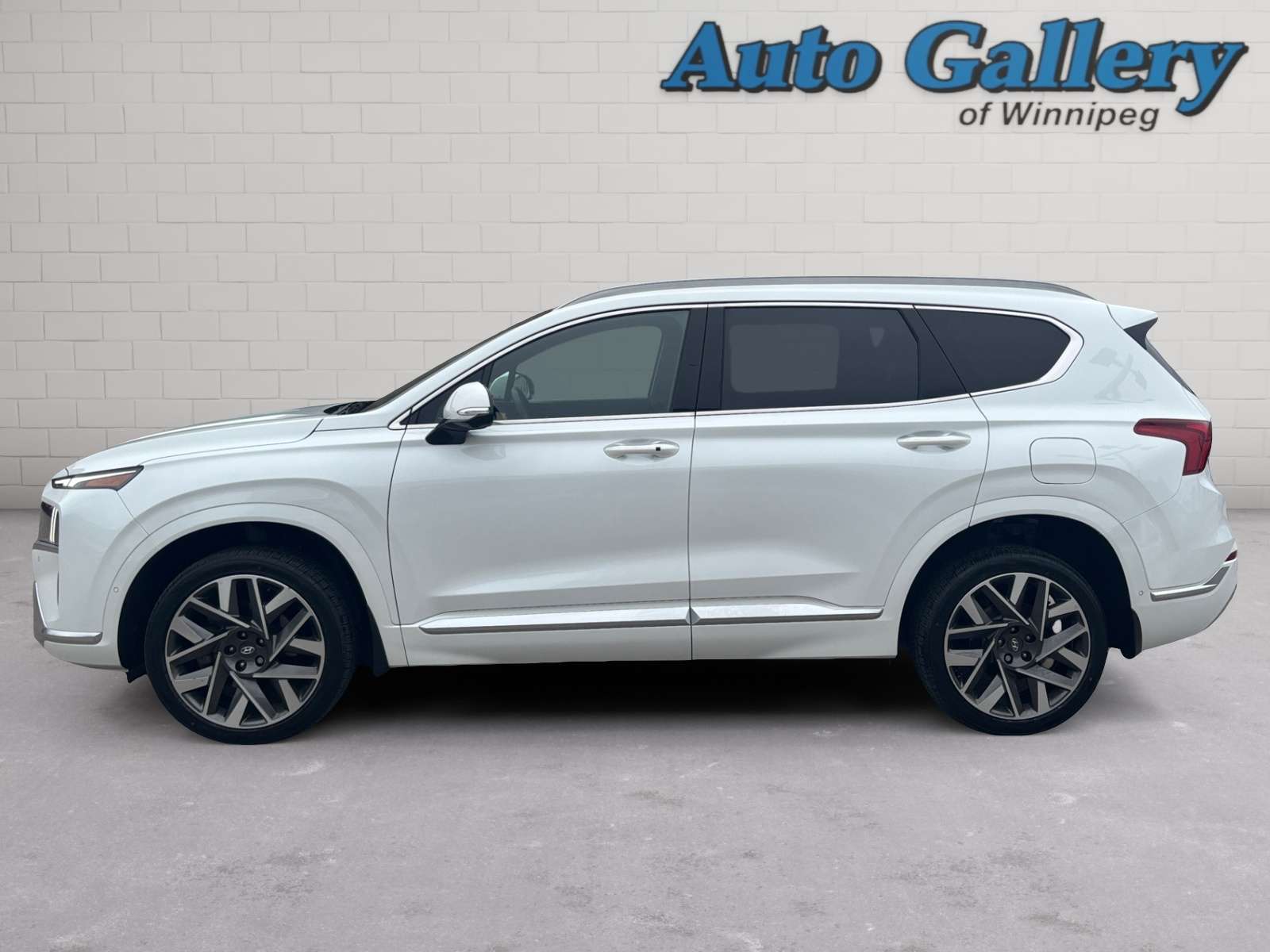 used 2022 Hyundai Santa Fe car, priced at $34,265