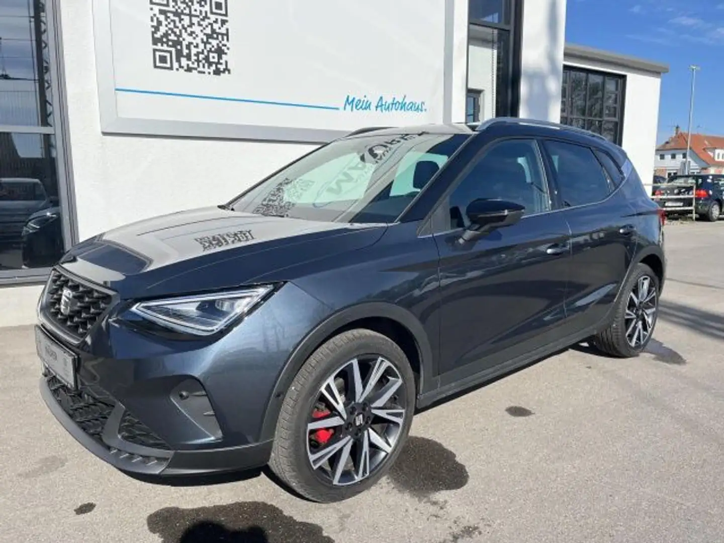 SEAT Arona 1,5 TSI DSG FR LED Dinamica Kamera Navi Grau - 2