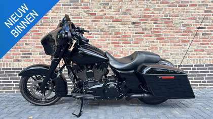 Harley-Davidson Street Glide 103 FLHX Black Out