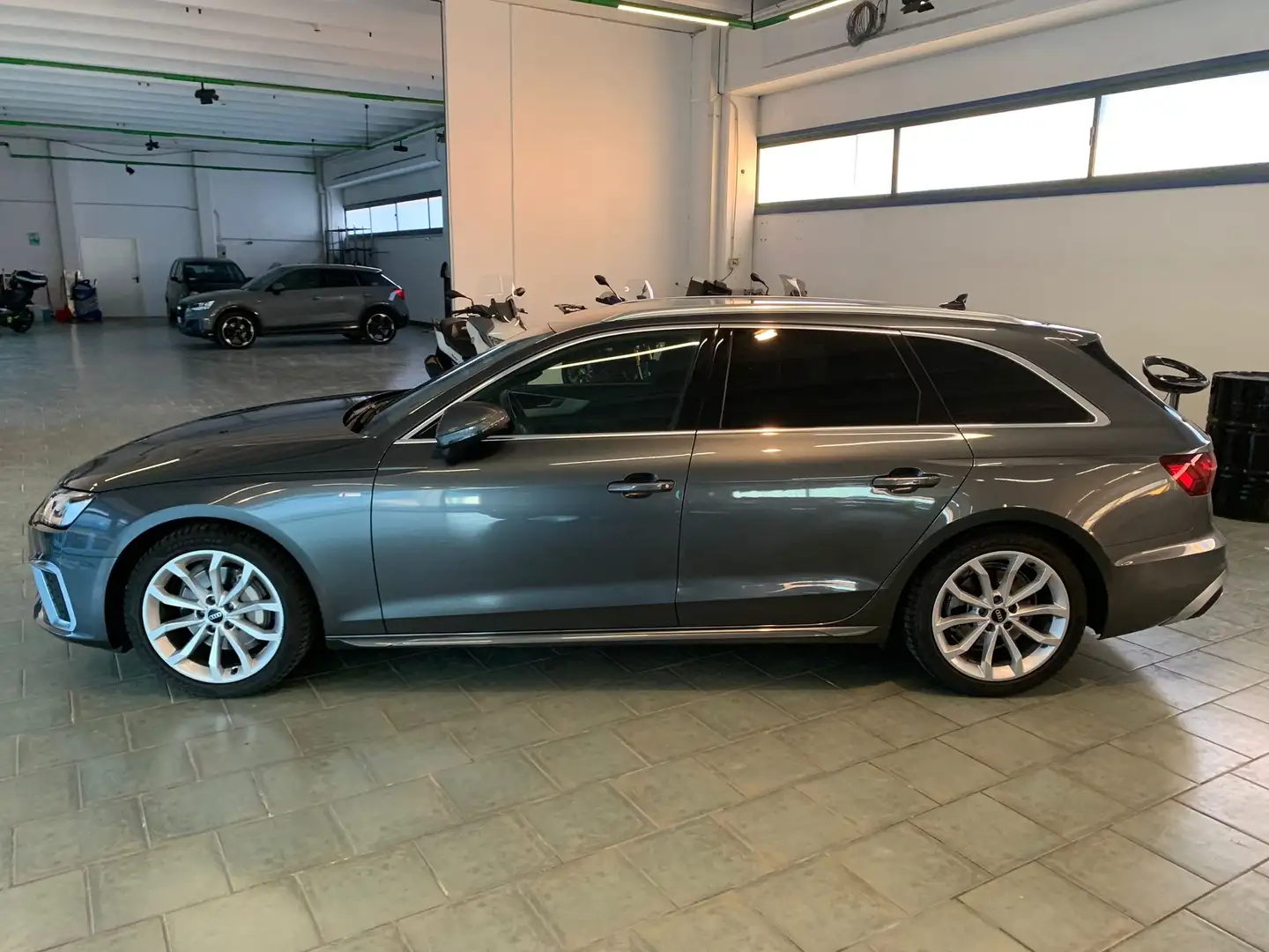 Audi A4 A4 Avant 40 2.0 tdi mhev S line quattro s-tronic Grigio - 2