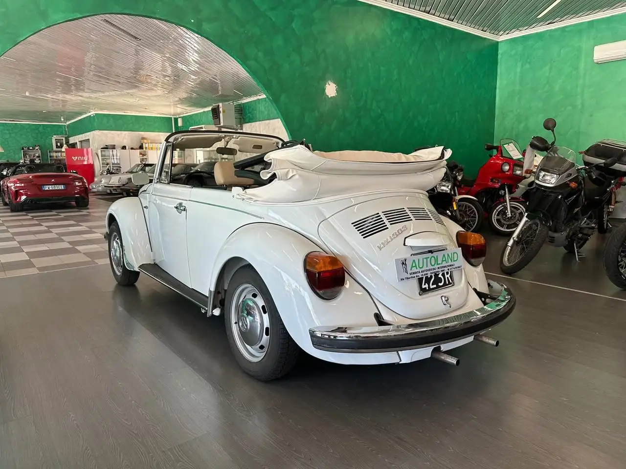 Volkswagen Maggiolino Cabrio*Completamente restaurata, foto 5