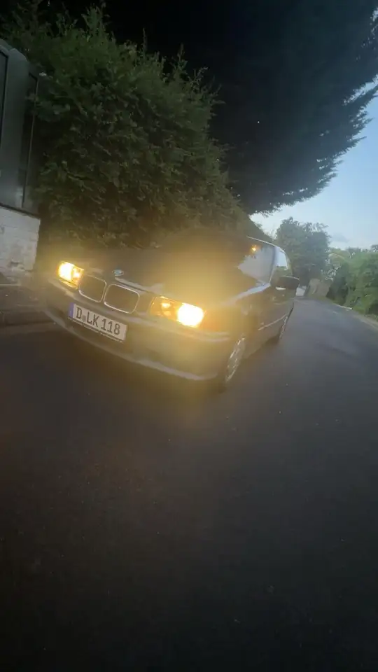 BMW 316i compact, foto 3