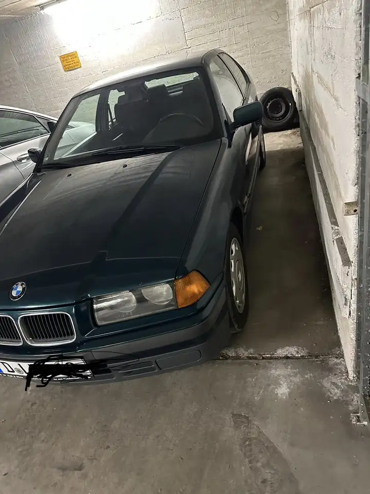 BMW 316i compact, foto 2