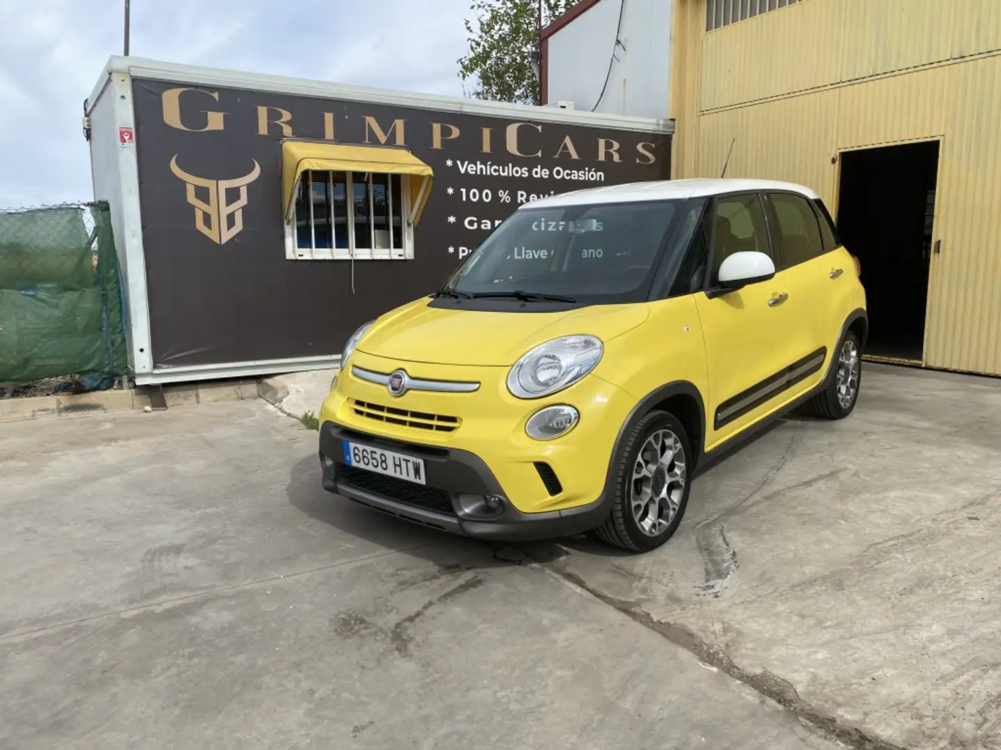 Fiat 500L 1.3Mjt II S&S Trekking 85 Jaune - 1