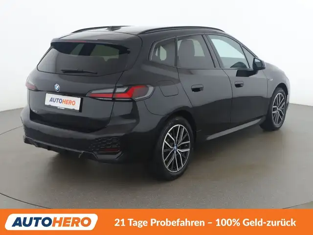 BMW 2 Series view 6