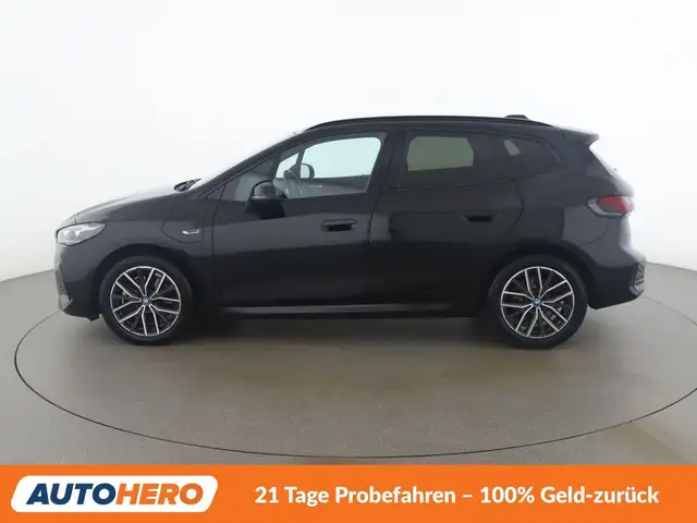 BMW 2 Series view 3