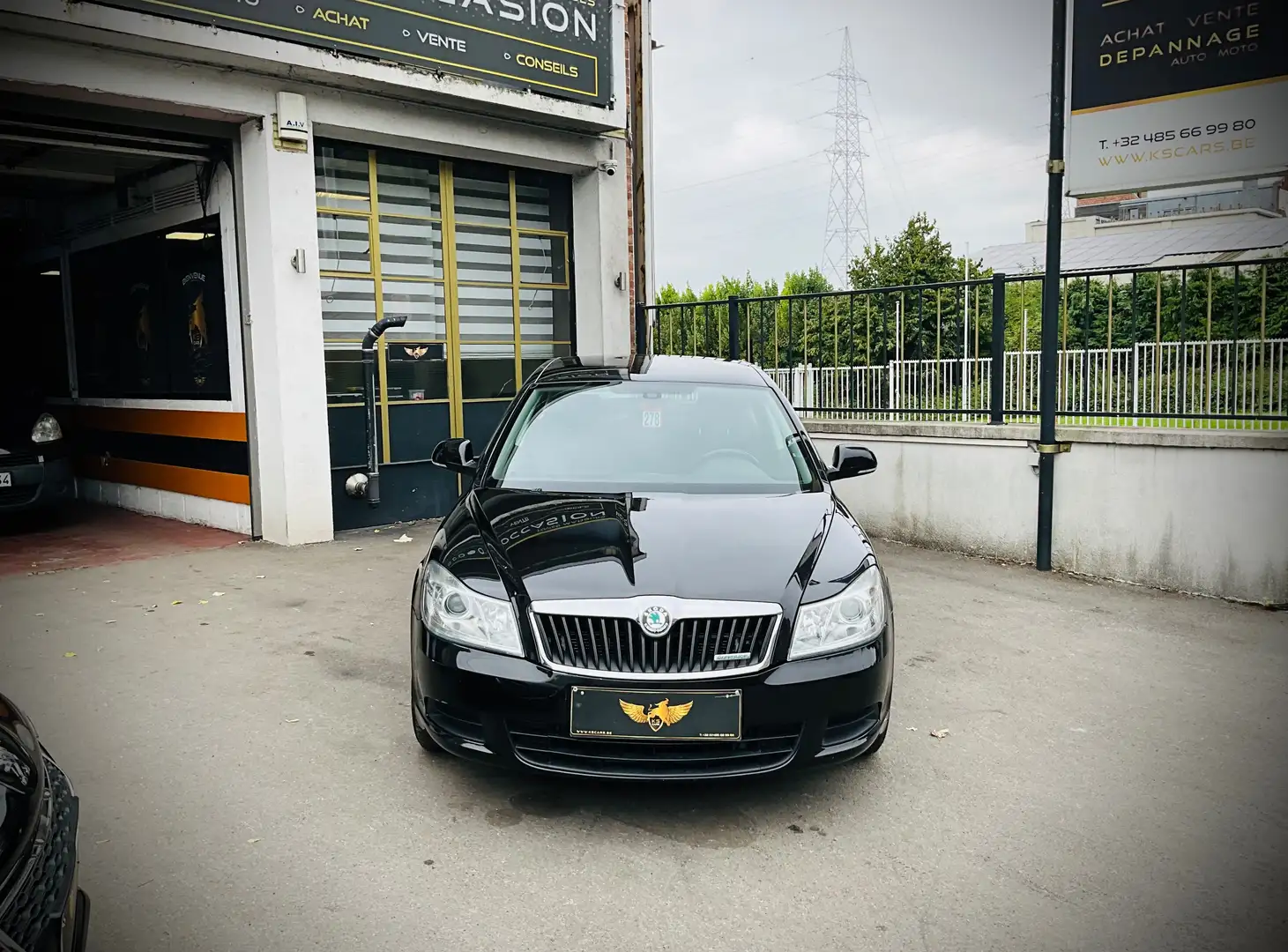 Skoda Octavia Octavia 1.6 CR TDi Ambiente DPF 109gr. Noir - 2