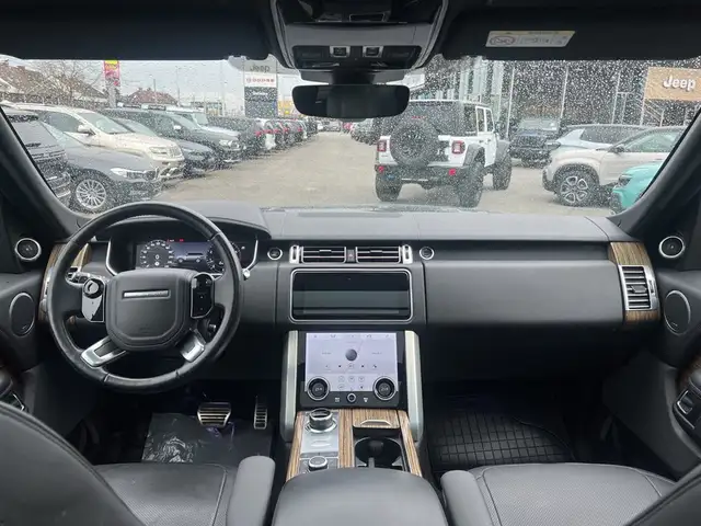 Land Rover Range Rover view 11