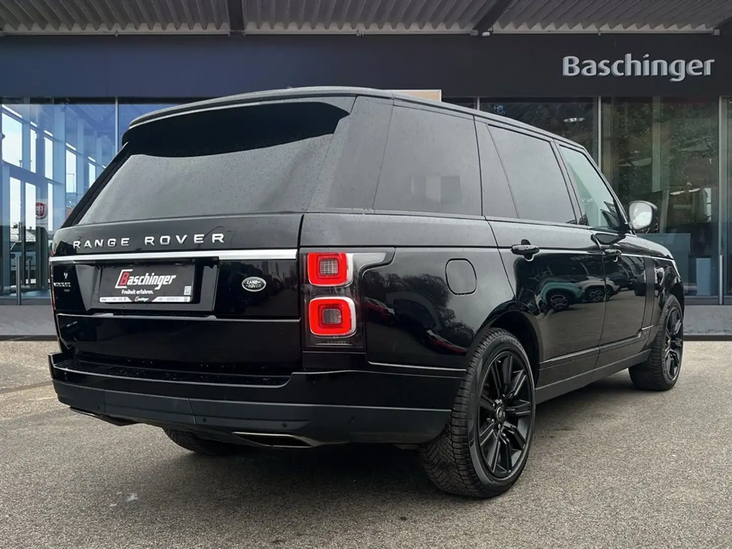 Land Rover Range Rover P400 3.0 V6 Allrad LWB Schwarz - 2