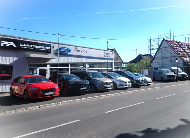 Ford Tourneo Connect 1.0 100 BV6 TITANIUM 5 PL