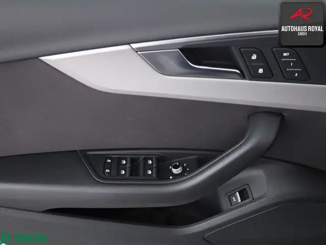 Audi A4 view 14