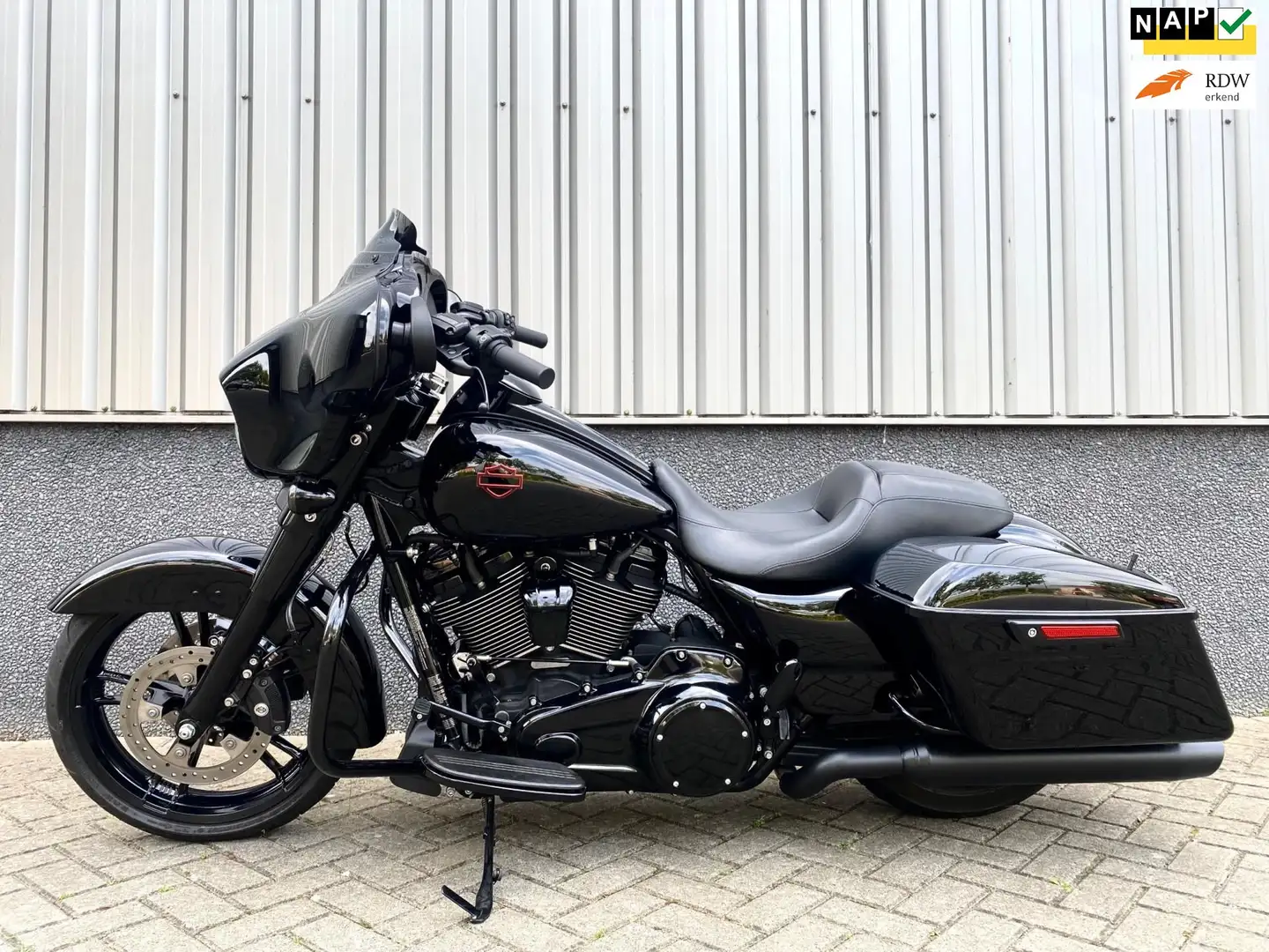 Harley-Davidson Tour Glide 107 FLHX Street 2019 I NIEUWSTAAT Noir - 1