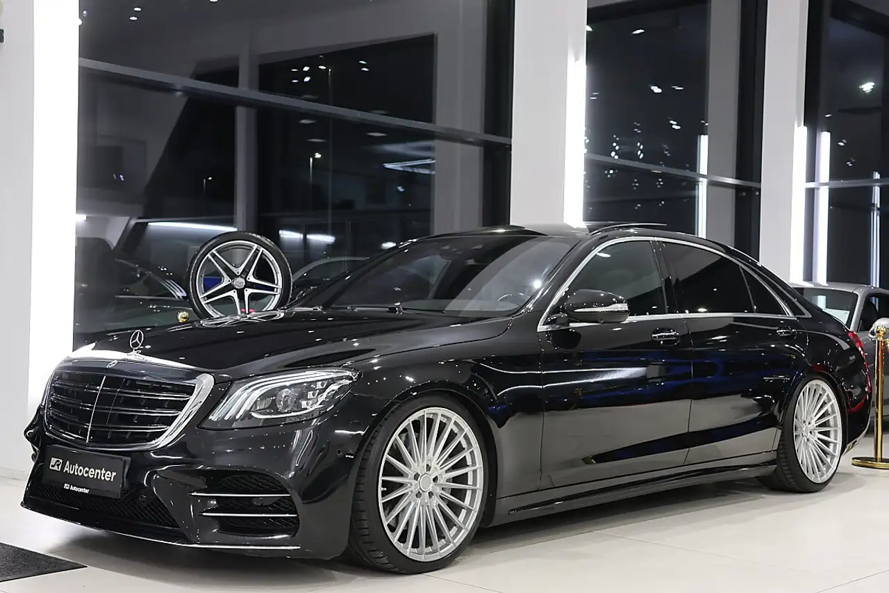 Mercedes-Benz S 400