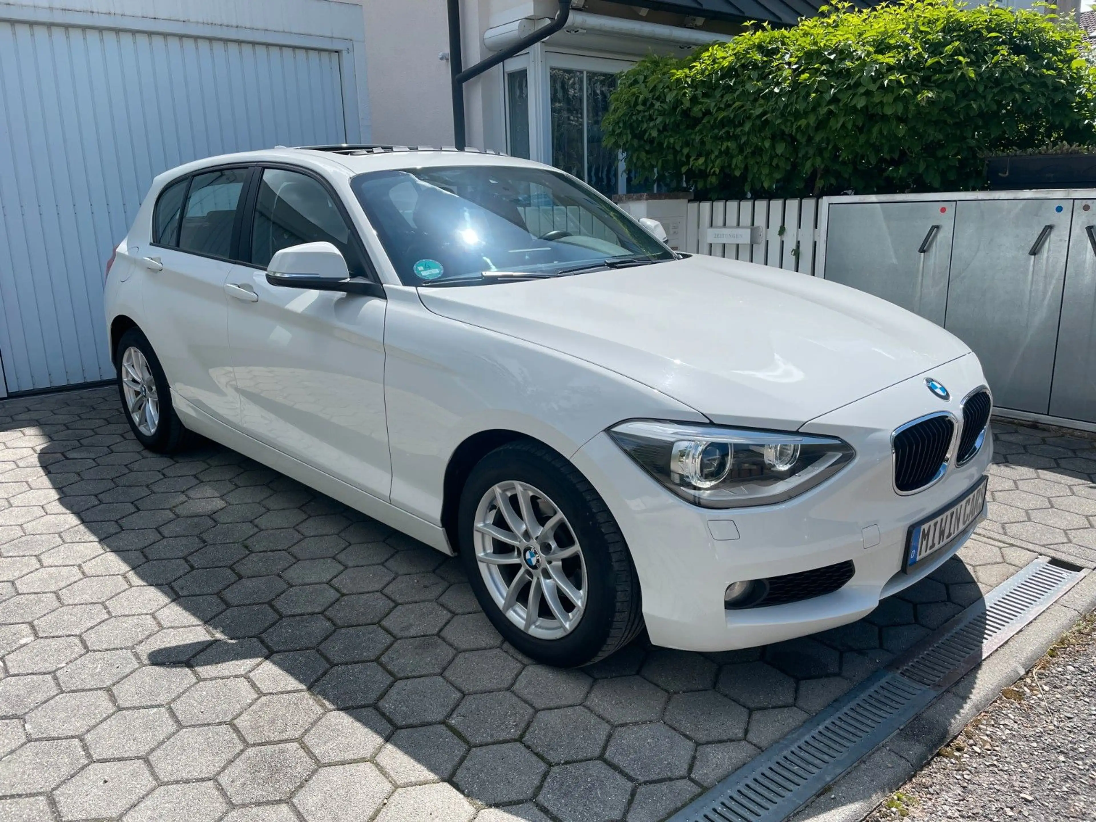BMW 118 d Xenon Schiebedach
