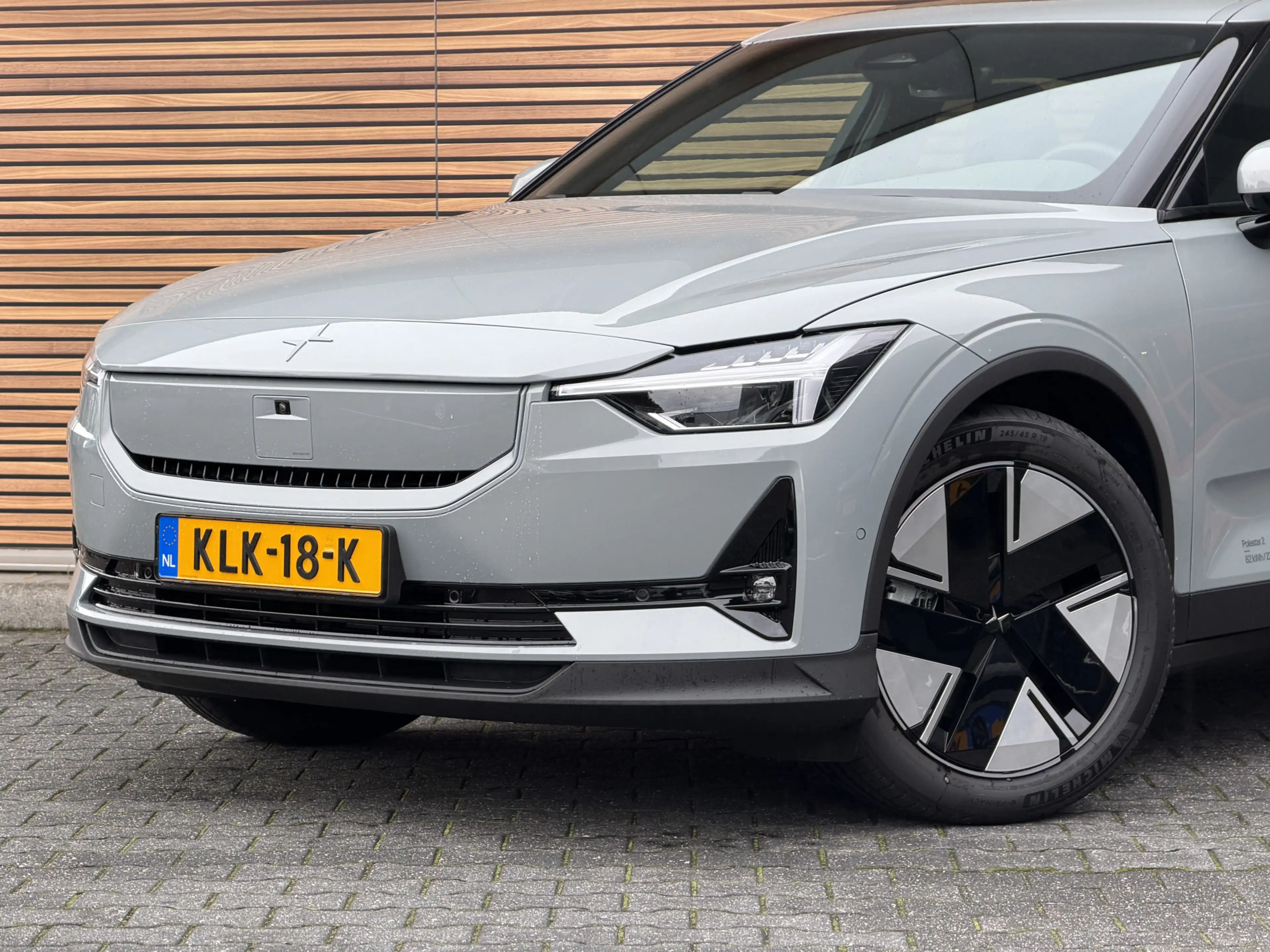 Polestar 2 Long Range Single Motor Prime 82 kWh — photo 8