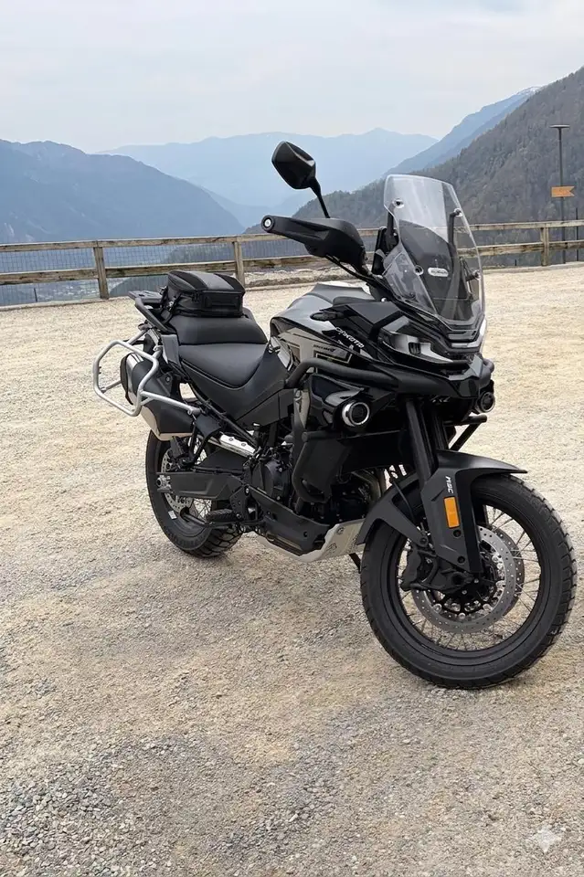 Cfmoto 800 MT