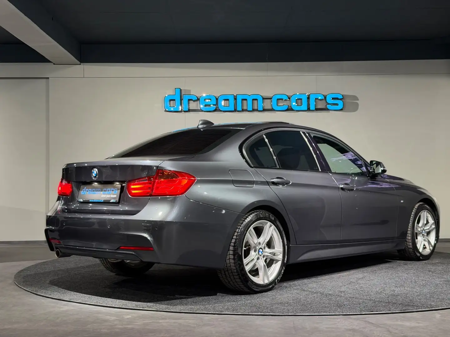 BMW 320 xd Aut.*HEAD-UP-DISPLAY*ABSTANDSTEMPOMAT*M-SPORT* Grau - 2