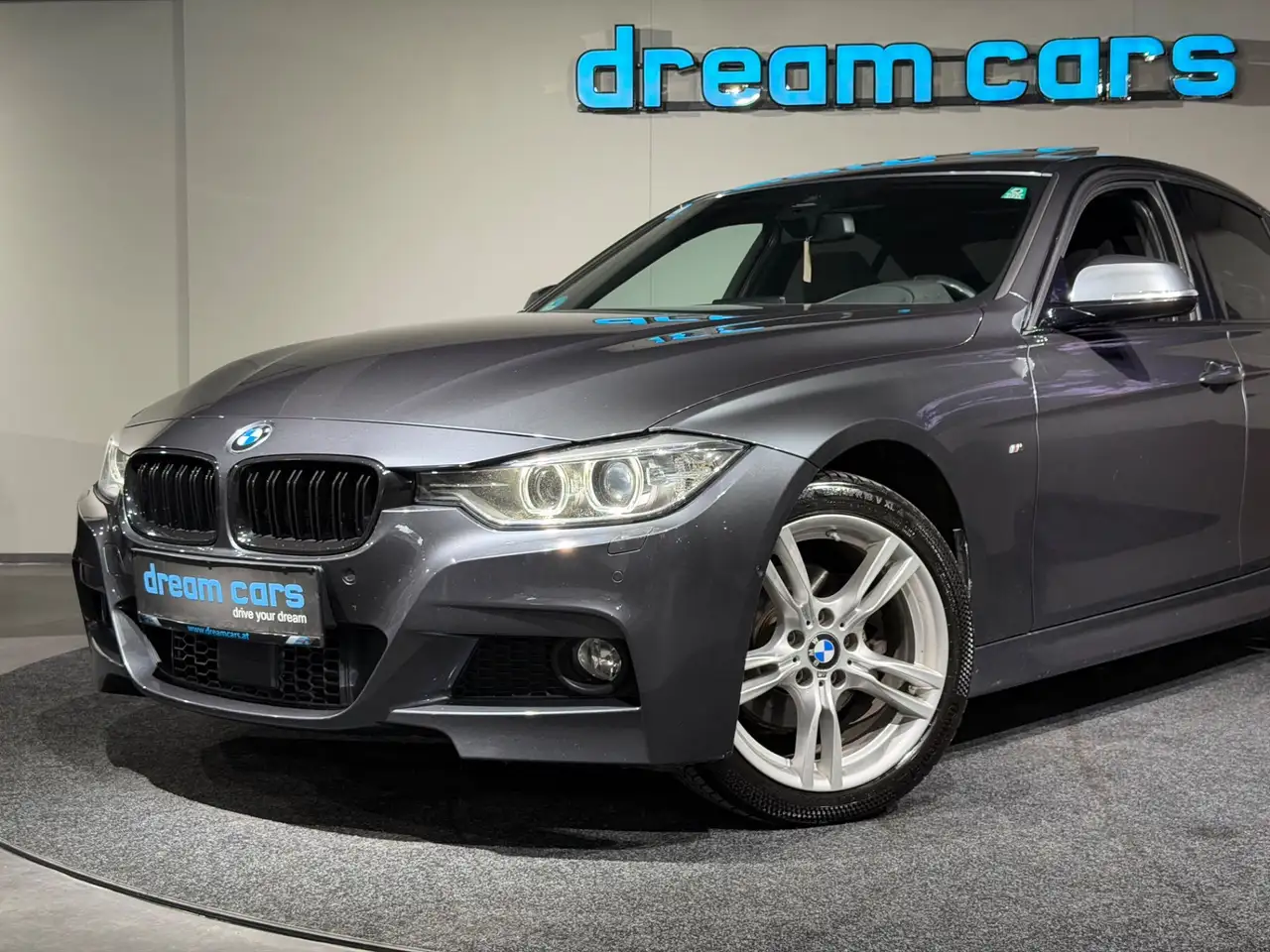 BMW 320 xd Aut.*HEAD-UP-DISPLAY*ABSTANDSTEMPOMAT*M-SPORT* Bild 12