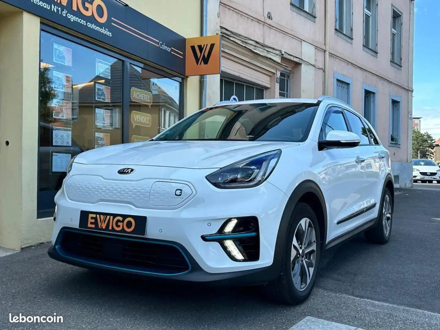 Kia Niro e-niro ELECTRIC 205 39PPM 64KWH E-DESIGN BVA CARPL Blanc - 1