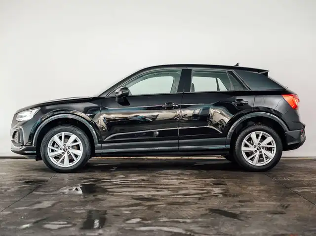 Audi Q2 view 2