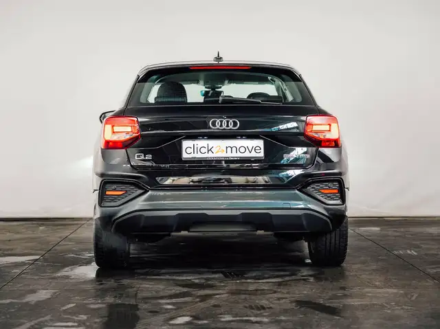 Audi Q2 view 5