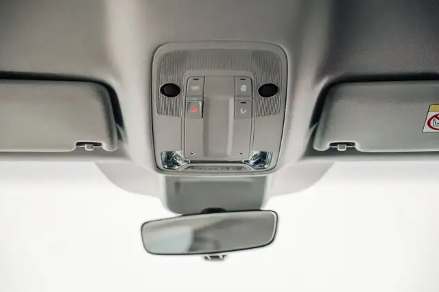 Audi Q2 view 30