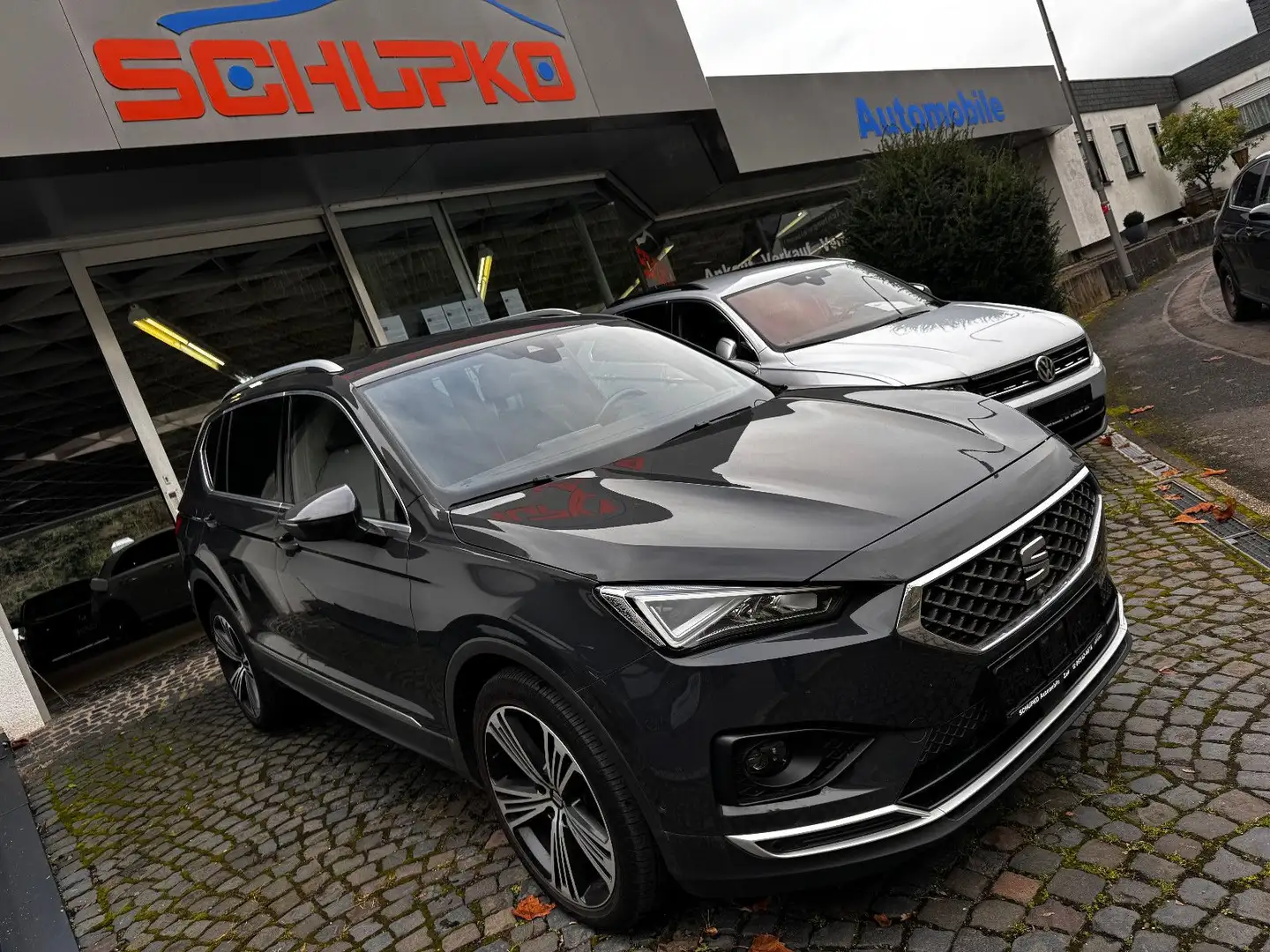 SEAT Tarraco 1.4 e-Hybrid DSG Xcellence Grau - 2