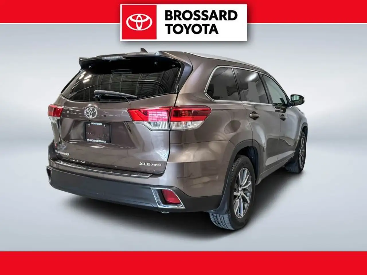 Toyota Highlander снимка Toyota Highlander