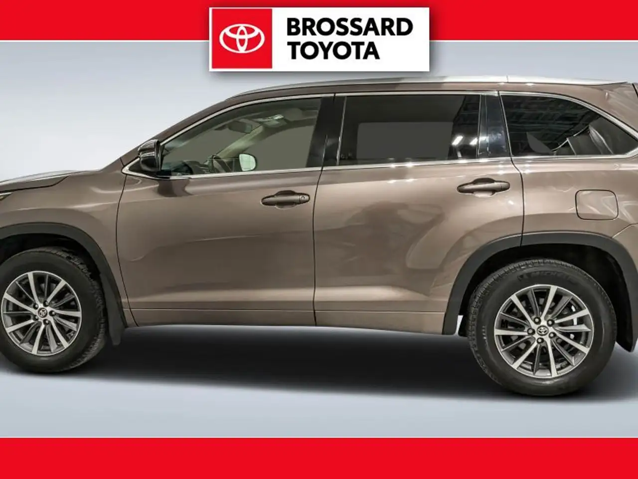 Toyota Highlander снимка Toyota Highlander