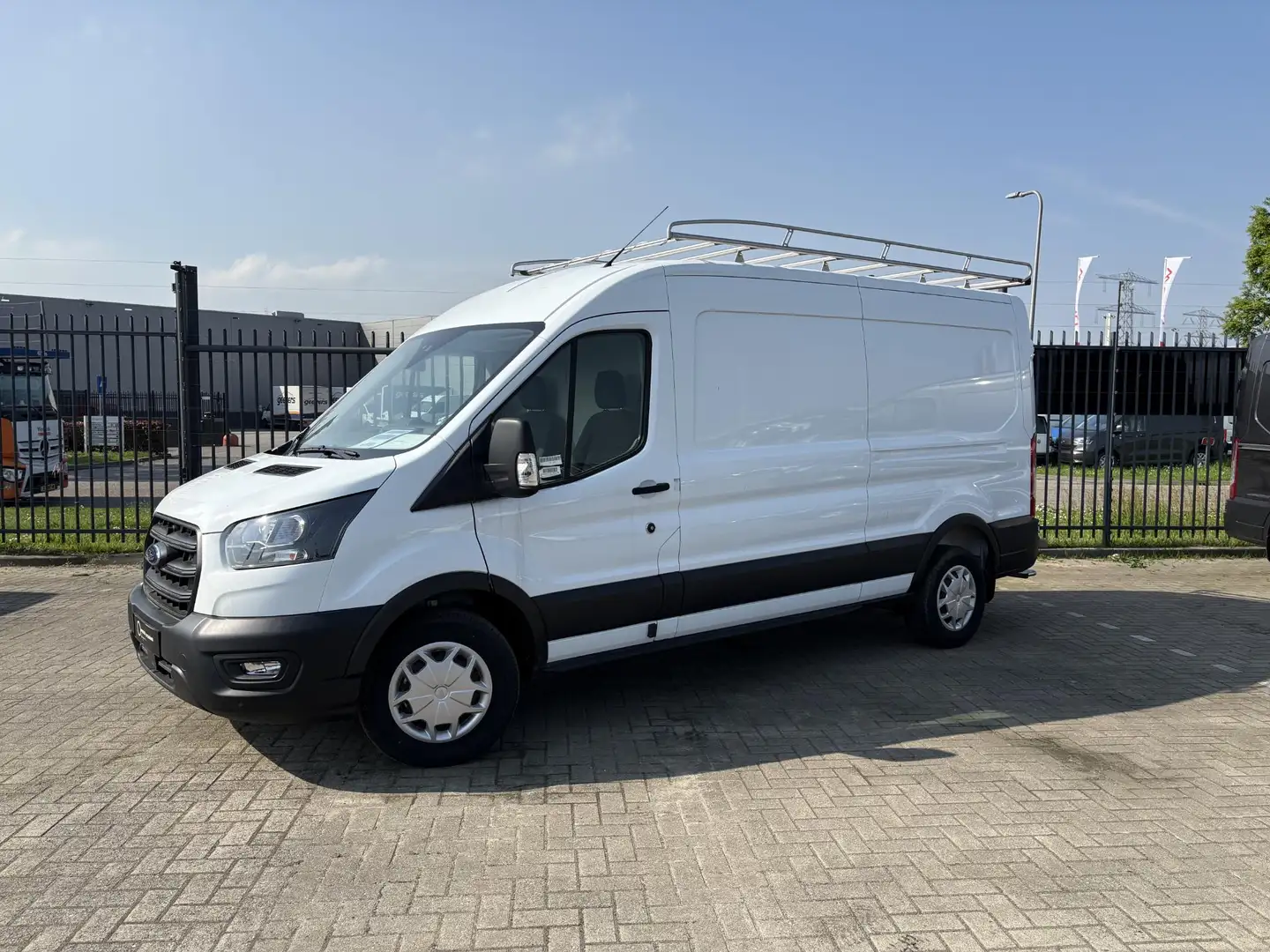Ford Transit 330 2.0 L3 H2 | TREND | 130 PK FWD | IMPERIAAL | L Blanc - 2