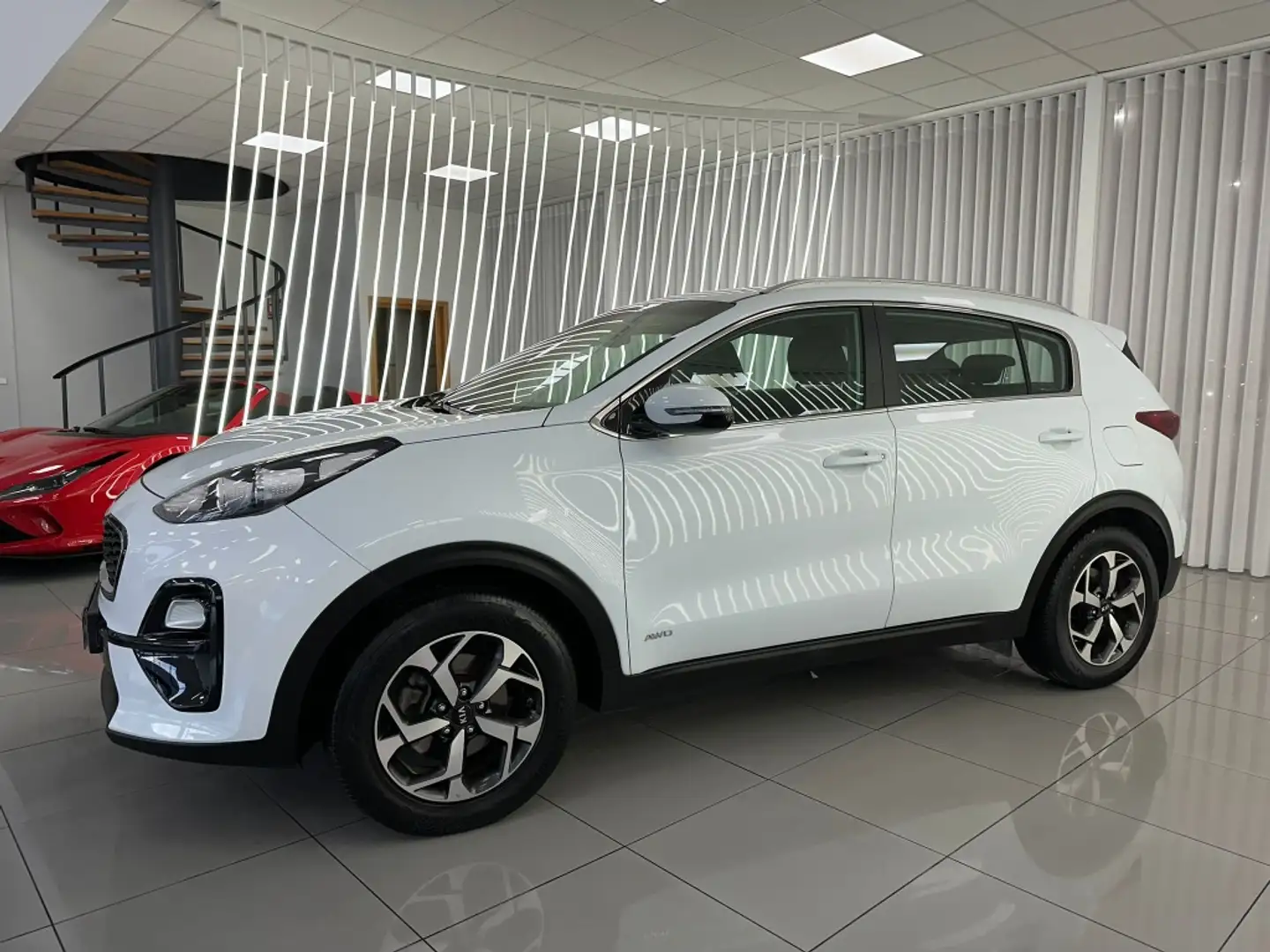 Kia Sportage 1.6 CRDi Business 4x4 136 Blanco - 2