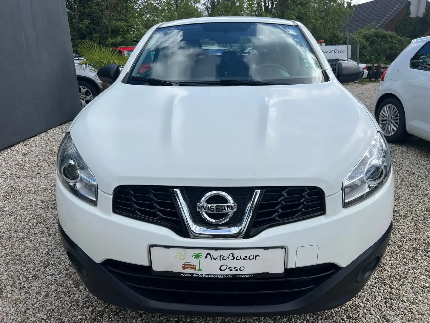 Nissan Qashqai 1.6 Visia * 2. Hand * bijela - 2