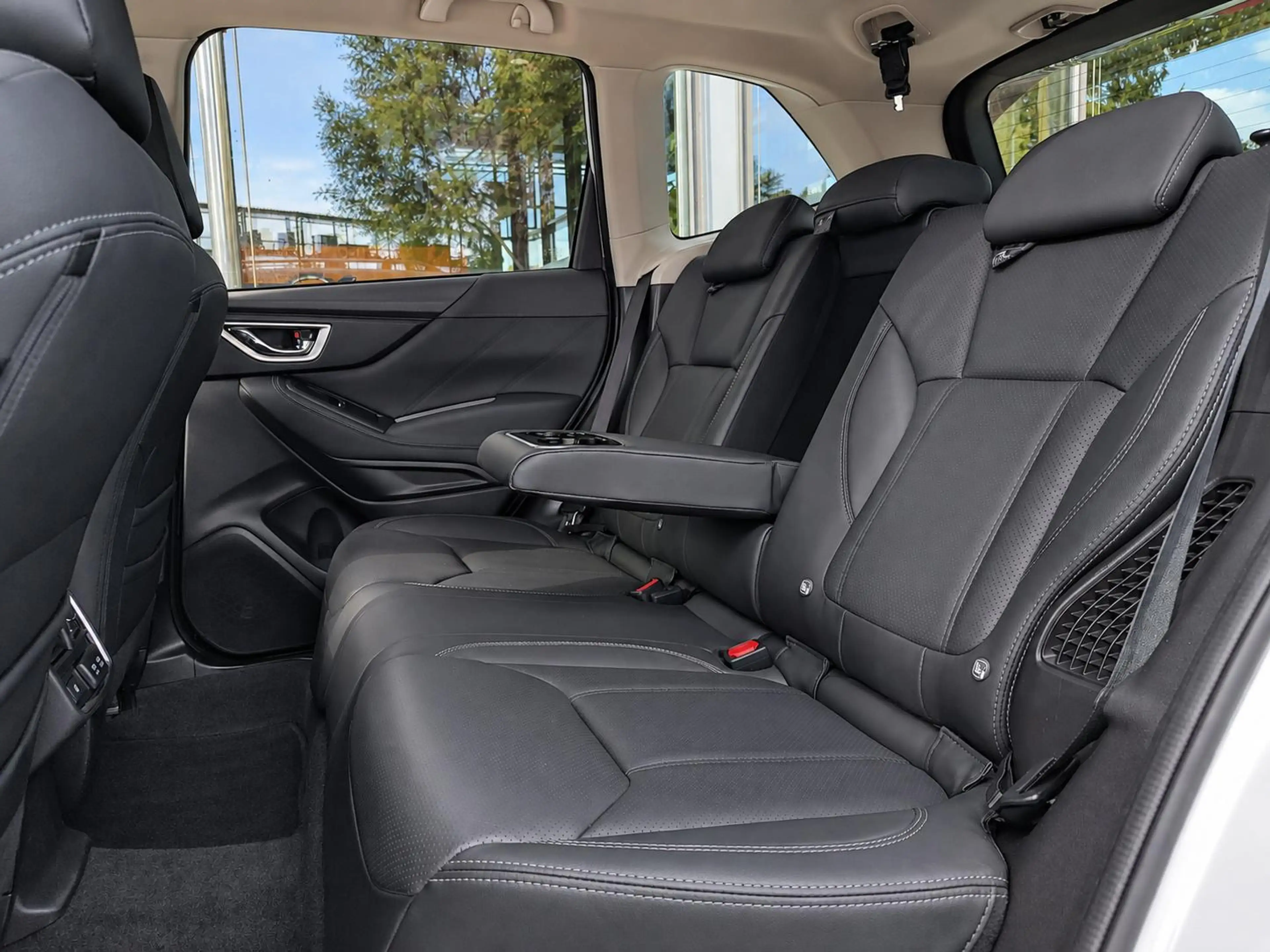 Subaru Forester 2.0ie Platinum AHK Abnehmbar CarPlay — photo 13
