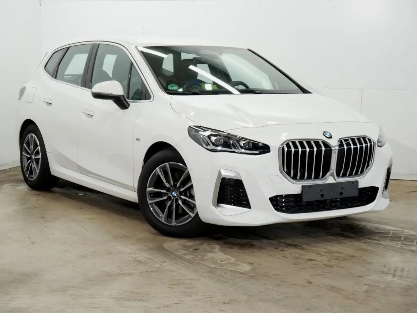 BMW 218 i M Sport Navi ACC Driving Kam Weiß - 2