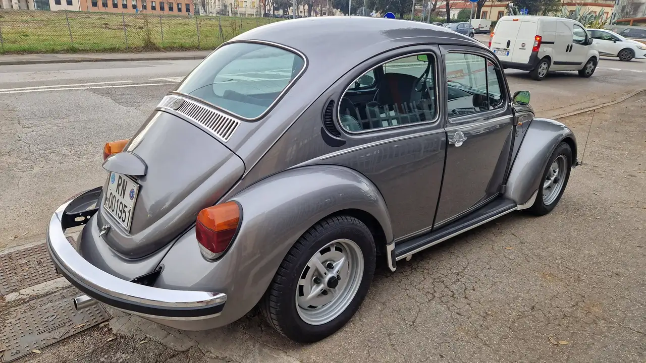 Volkswagen Maggiolino 1.2 Giubileo 50° Anniversario, foto 3