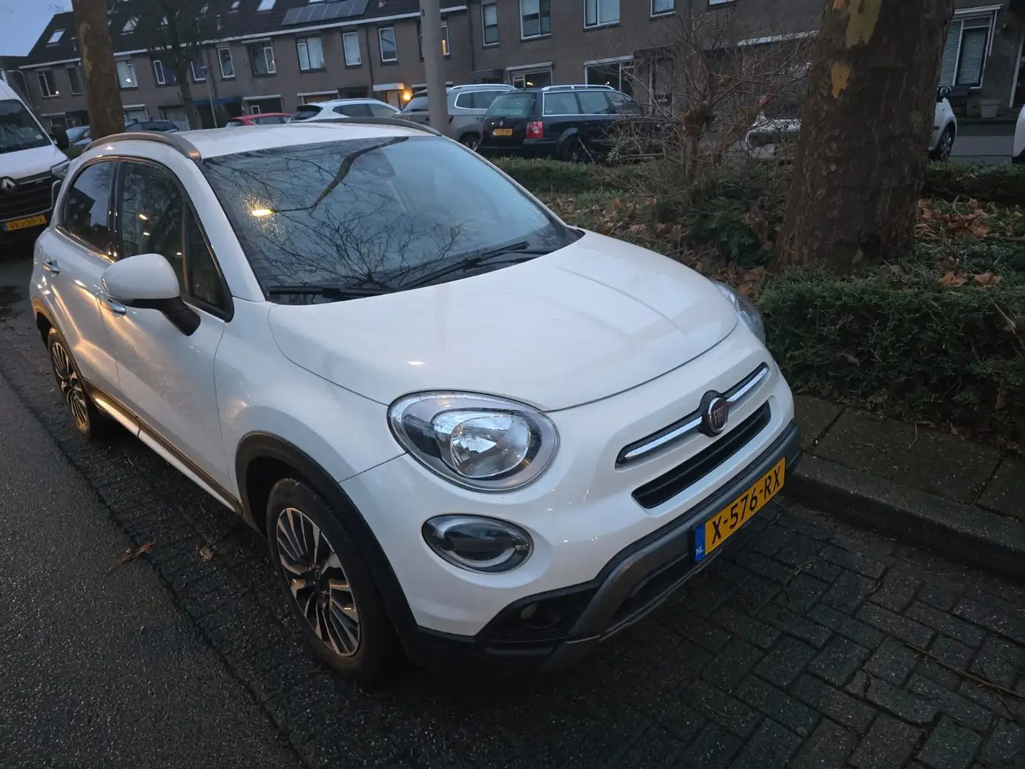Fiat 500X 1.0 GSE Urb. 120TH Biały - 1