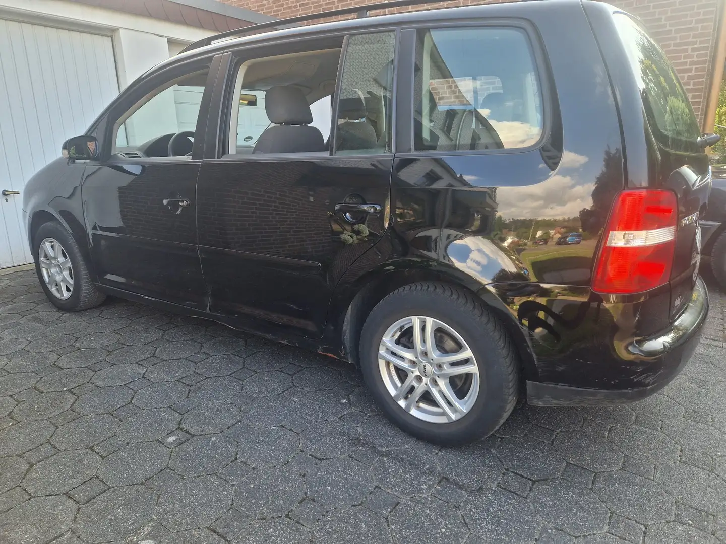 Volkswagen Touran 2.0 TDI Trendline - 2