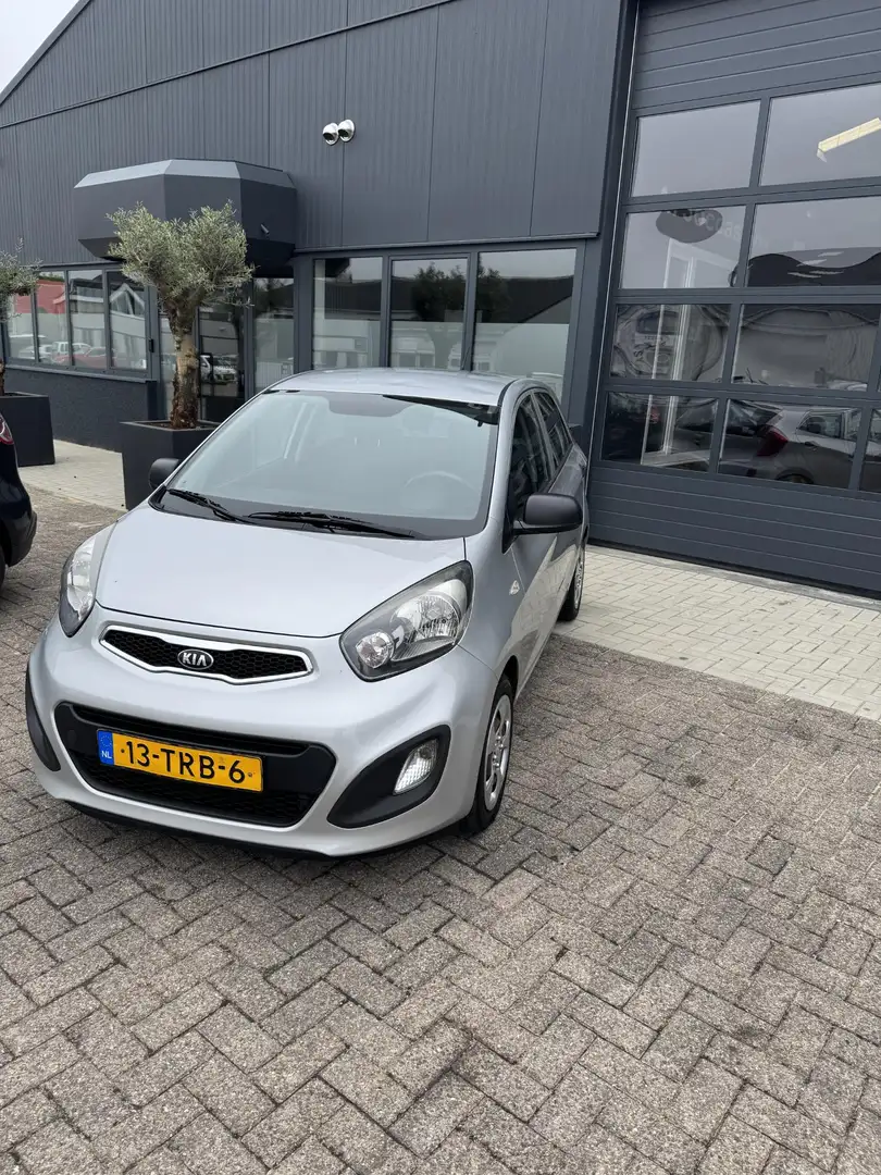 Kia Picanto 1.2 CVVT Comfort Pack Grijs - 2