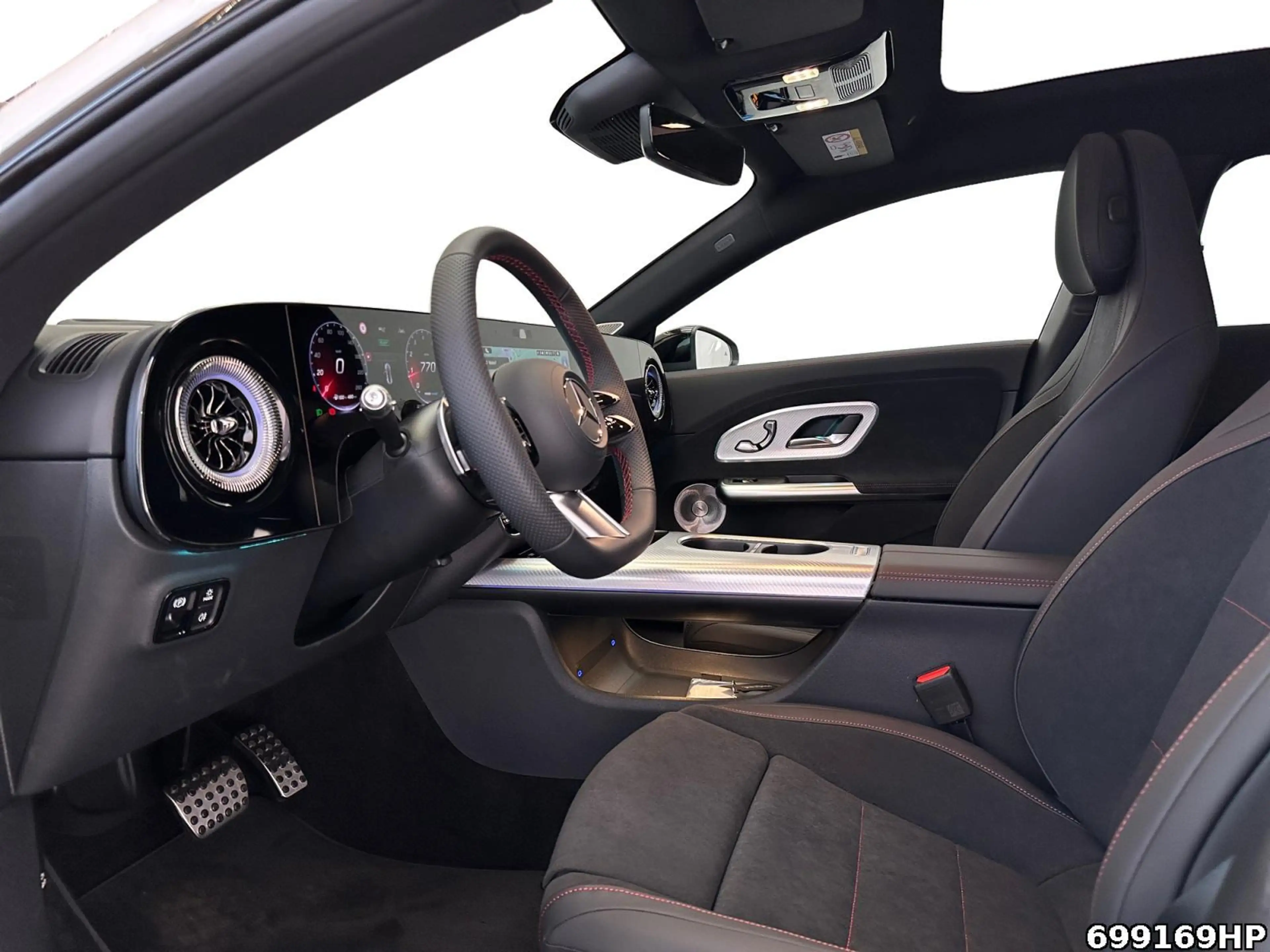 Mercedes-Benz CLA 200 +AMG+NIGHT+PREMIUM+360°+MASSAGE+HUD+ — photo 8