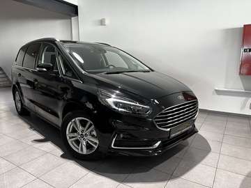 HYBRID BENZINE-AUTOMAAT-7 ZITPLAATSEN-17000KM