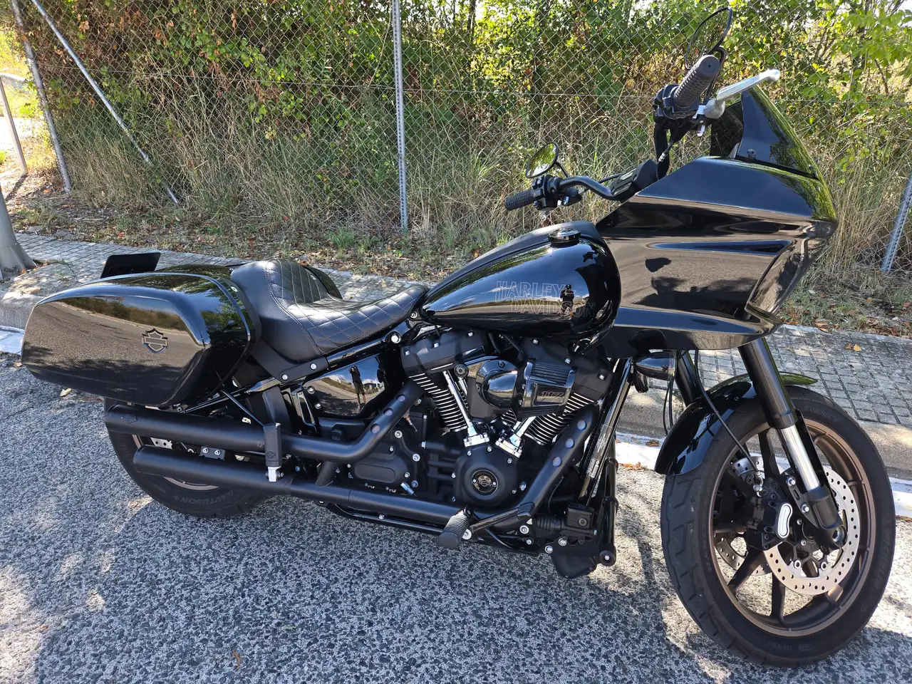 Harley-Davidson Lowrider ST