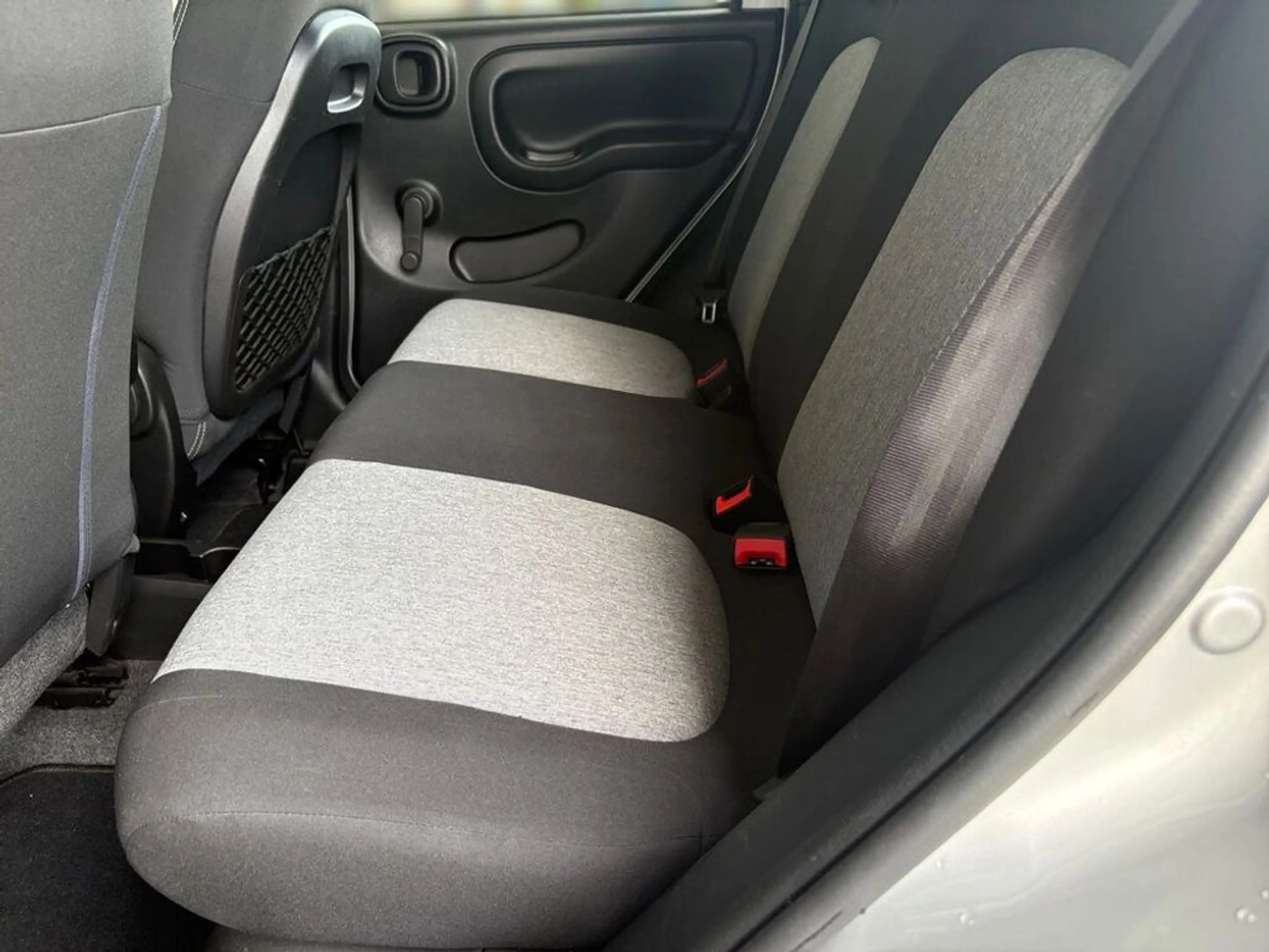 Fiat Panda 1,2 Fire 70 Lounge — photo 8