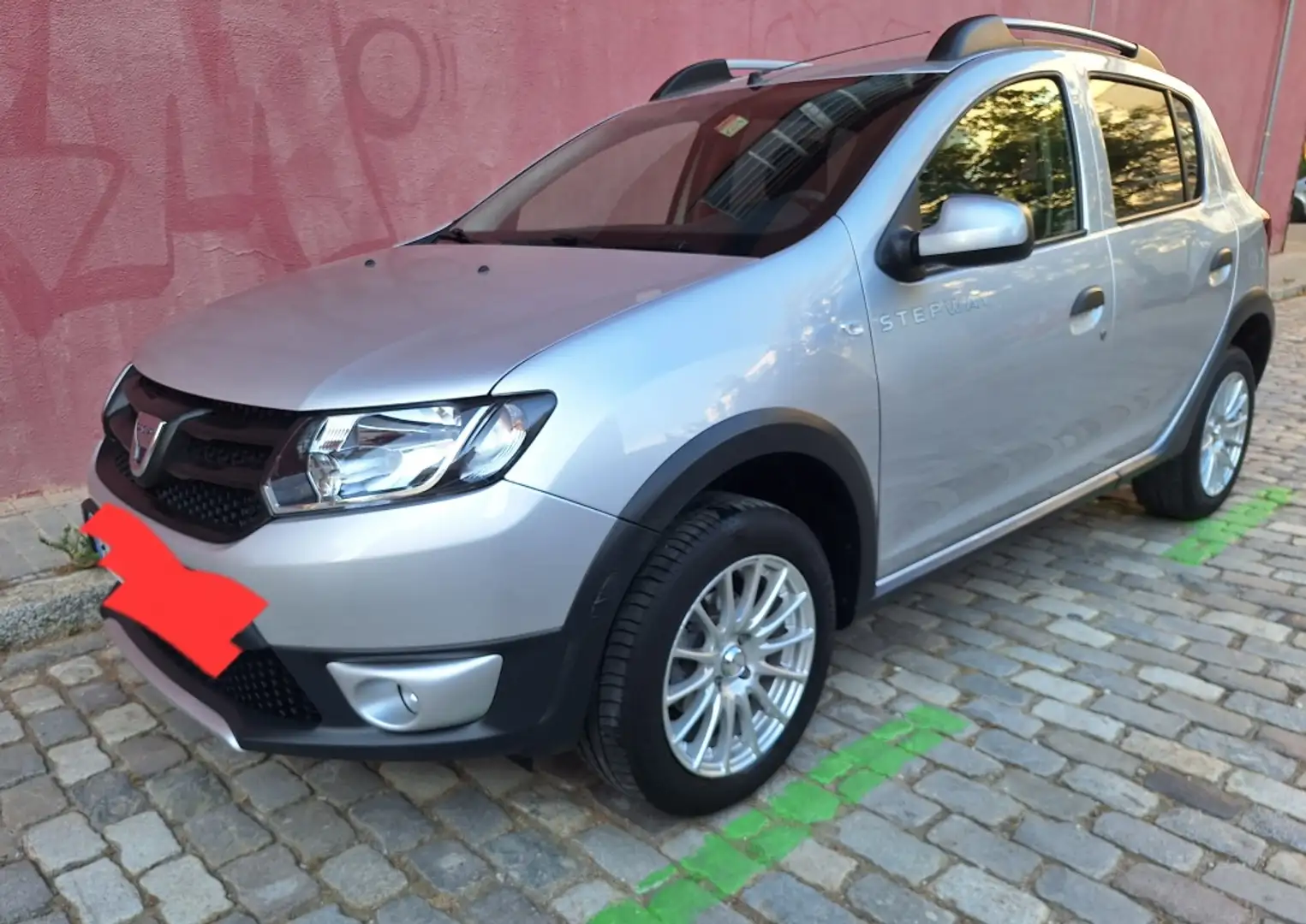 Dacia Sandero 0.9 TCE Stepway 90 Gris - 1