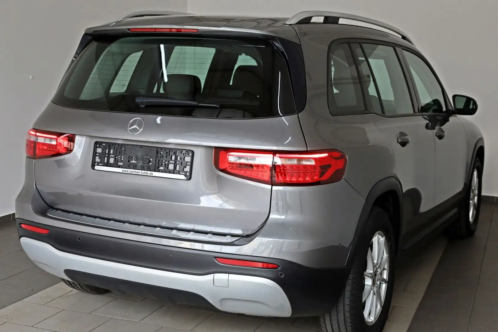 Mercedes-Benz GLB 200 d T.Leder,Navi,LED,SH,Kamera,Park-Paket Grau - 2