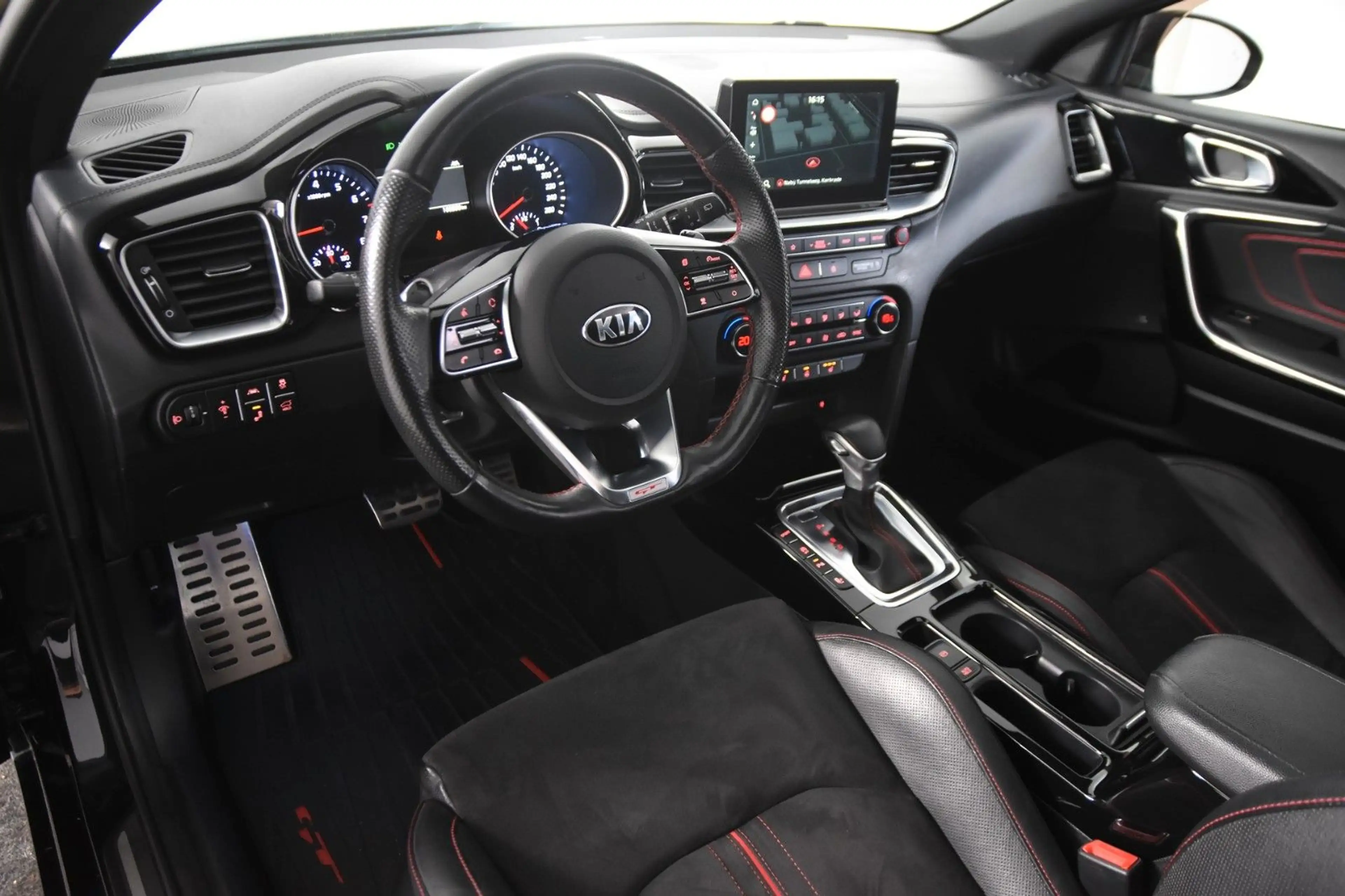 Kia ProCeed / pro_cee'd ProCeed 1.6 T-GDI GT *Voll Ausstattung* — photo 15